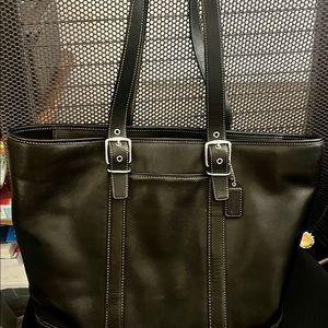 Black Coach Bag - GREAT CONDITION